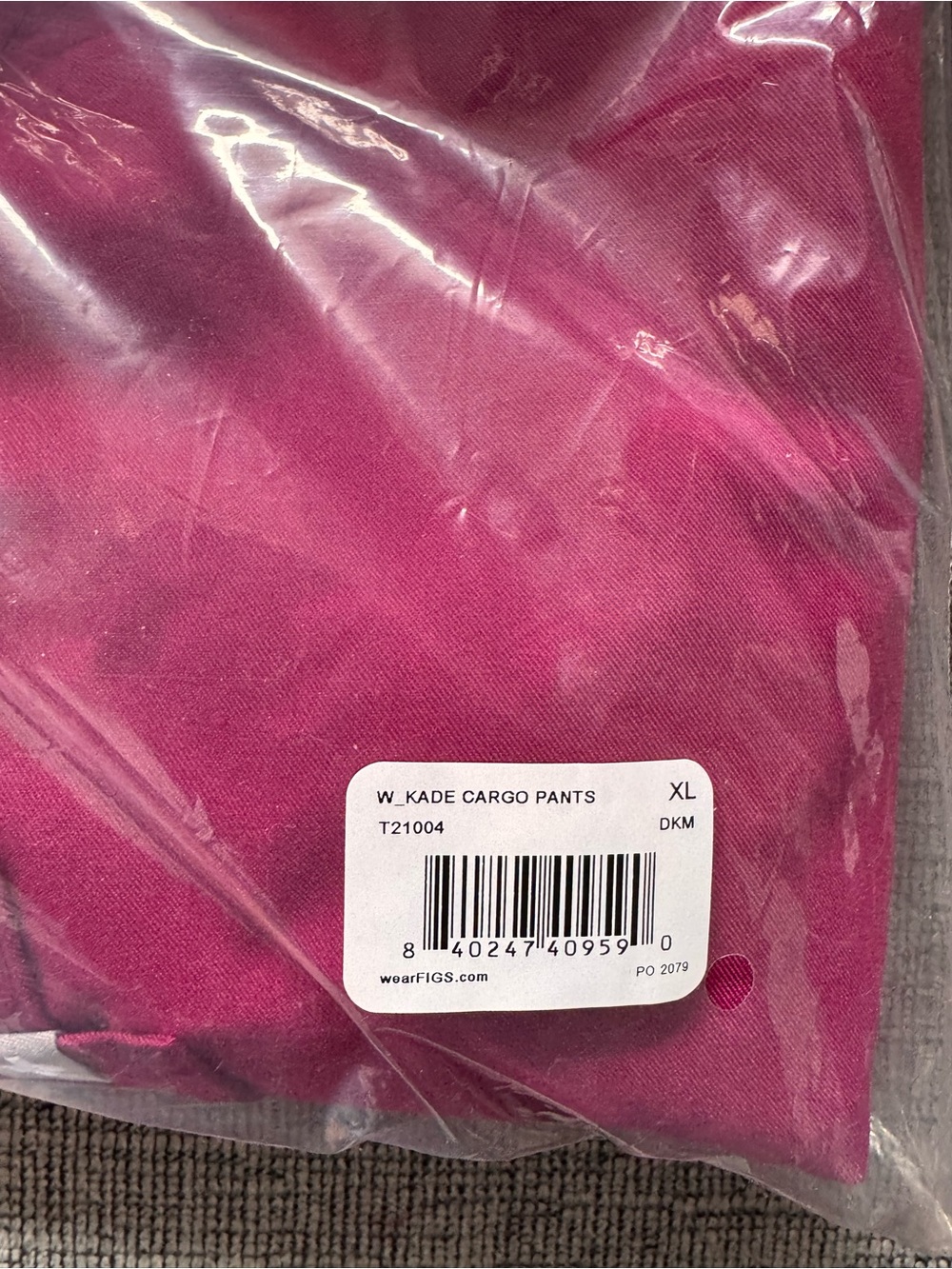 Figs Women's Hot Pink Scrubs. NEW. XL - Picture 16 of 16
